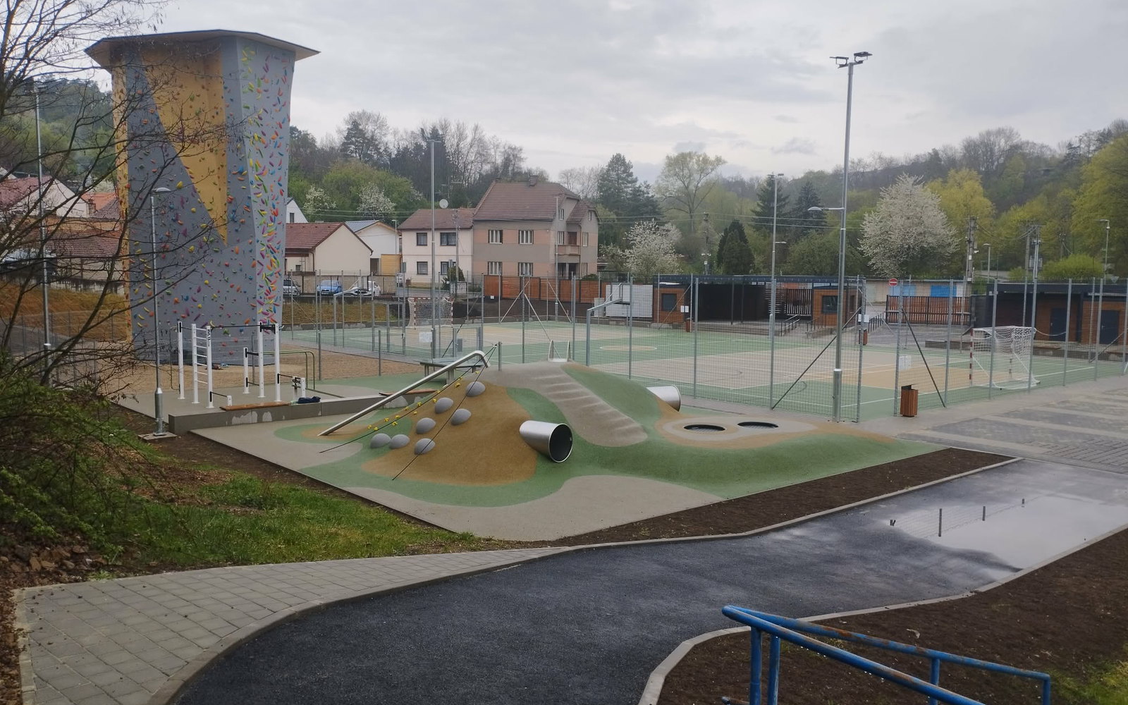 Víceúčelový sportovní areál pod Horákovem